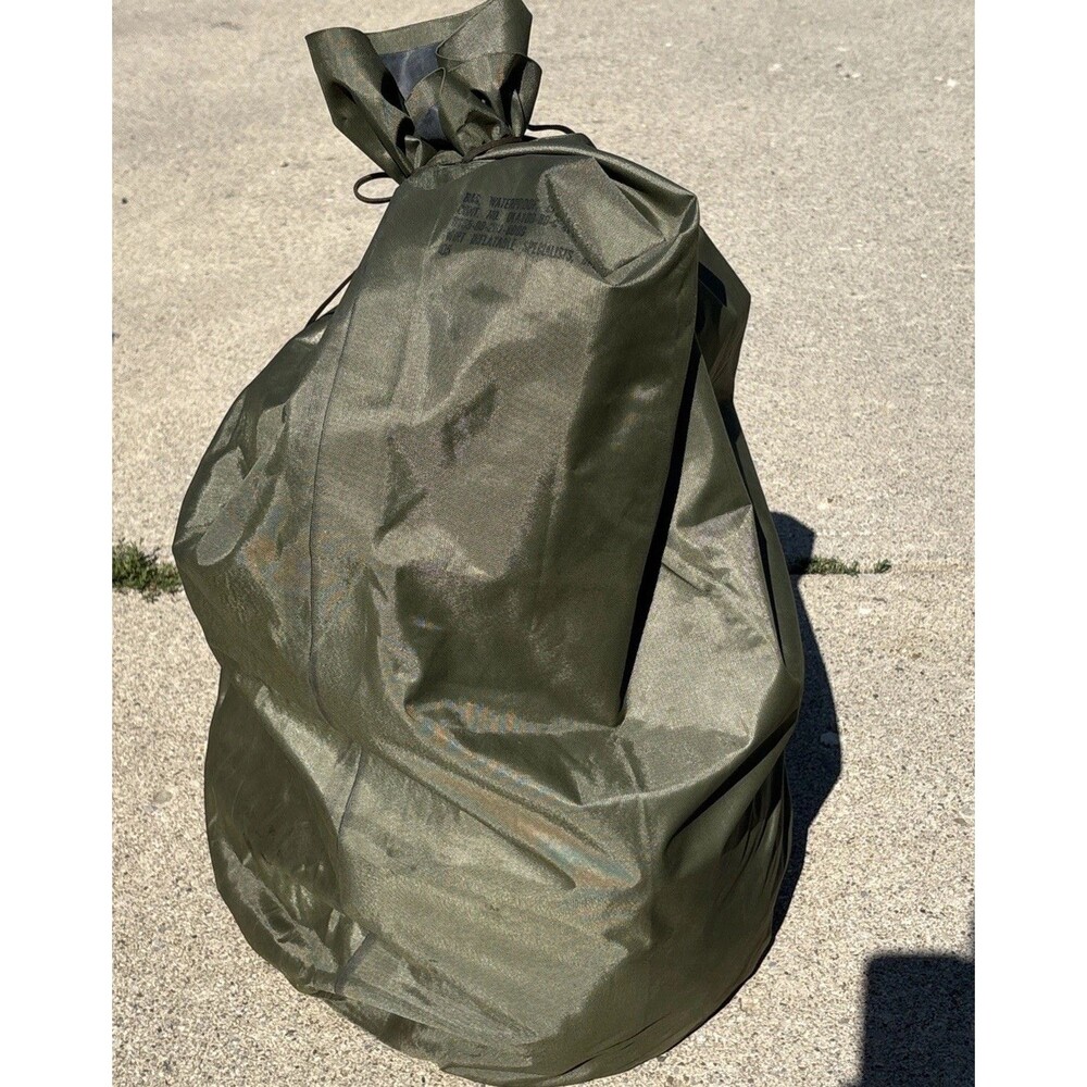 US Military Waterproof Laundry Bag Green NSN 8465-00-261-6909 Wet Weather Bag